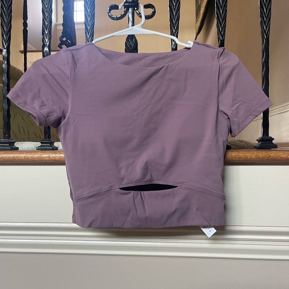 pink lily active top